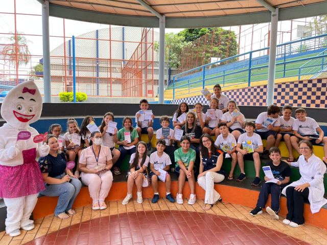 Campanha de Multivacinação extramuros: alunos com caderneta de vacinação