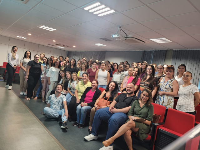 Curso de Vigilância de Doenças Transmissíveis Agudas, realizado em 2 e 3/4/2024, no auditório da Receita Federal, em Uberaba