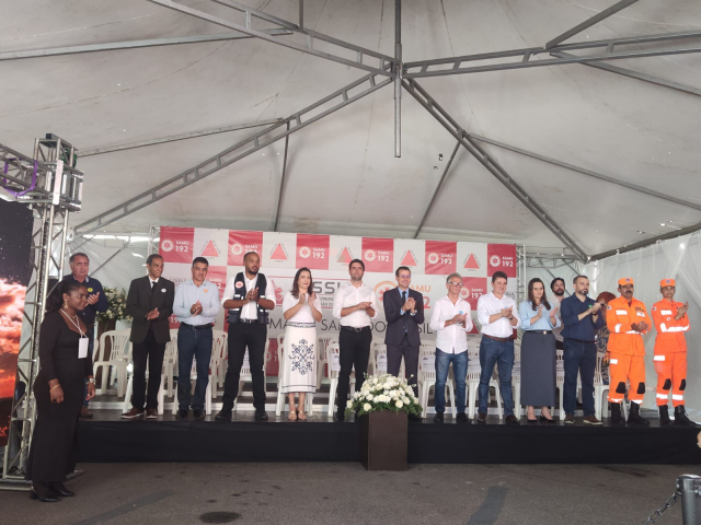 Entrega de 30 novas ambulâncias do Samu ao Cissul em Varginha