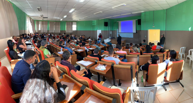 Palestra do curso de boas práticas de dispensação e manipulação de medicamentos em Diamantina