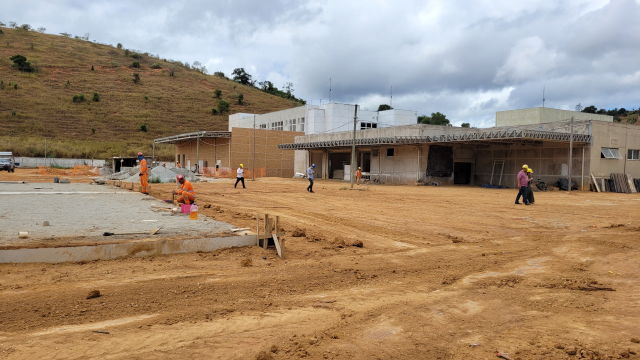 SES-MG e Seinfra vistoriam as obras do Hospital Regional Teófilo Otoni