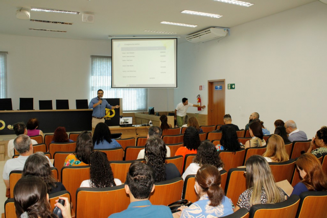 Servidores da SRS Passos e representantes das regionais de Alfenas, Pouso Alegre e Varginha participaram do evento